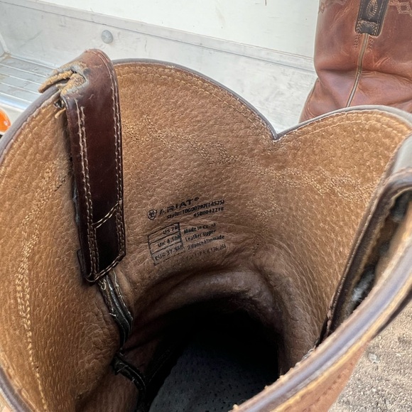 Women’s Ariat Boots - Picture 4 of 5